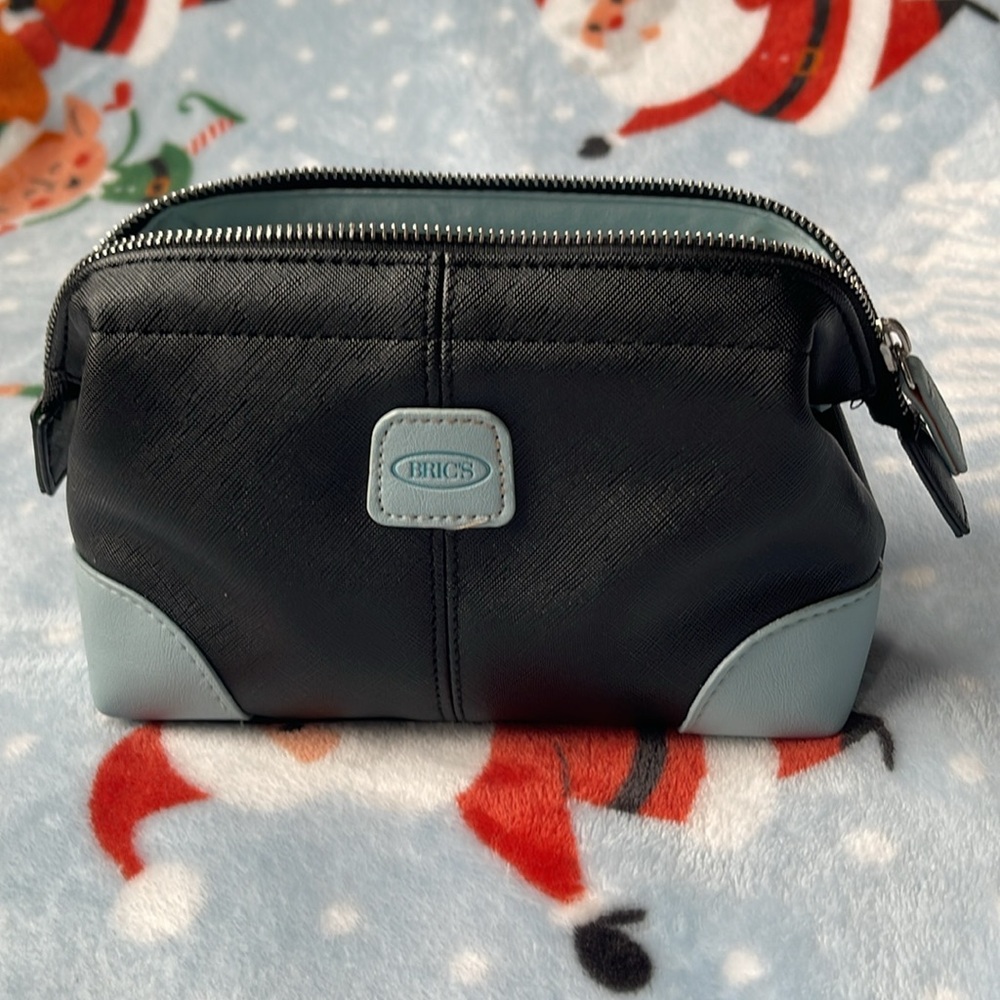 BRIC’S TOILETRY BAG